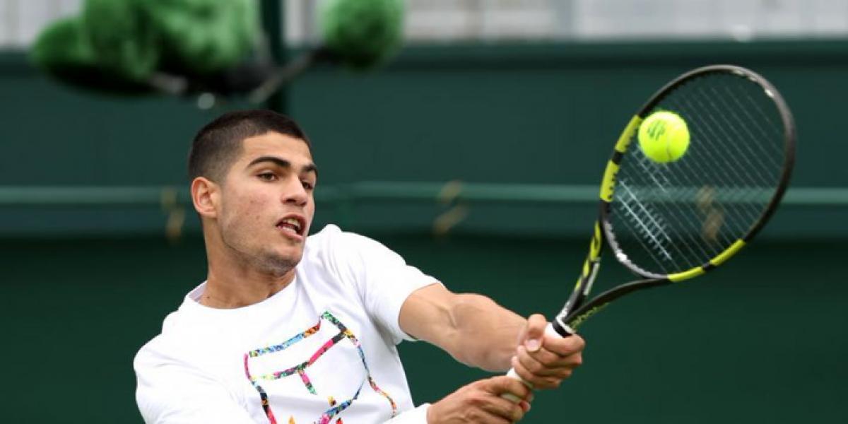 Alcaraz llega a Wimbledon con una segunda derrota tras caer ante Ruud