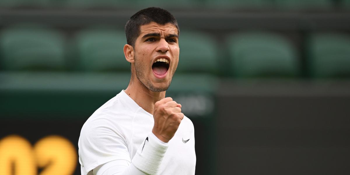 Impresionante remontada de Alcaraz con 30 aces sobre Struff