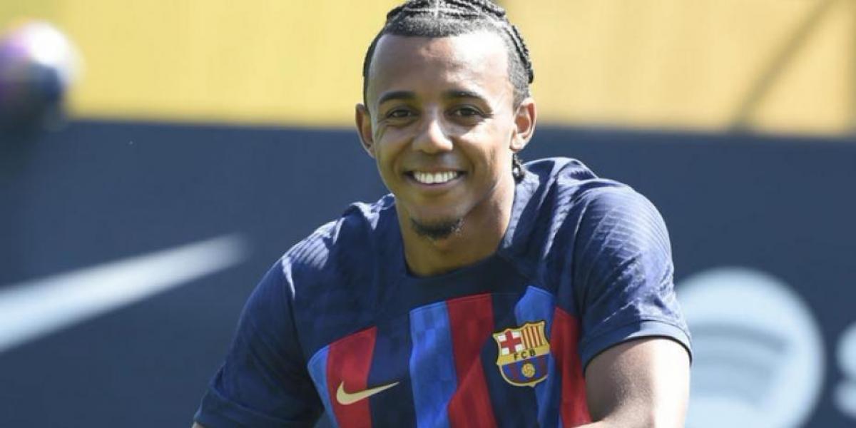 La inscripción de Koundé sigue en el aire