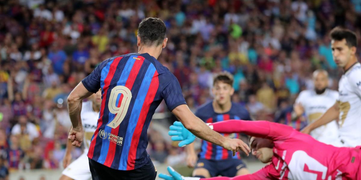 Doble palo del Barça en un minuto