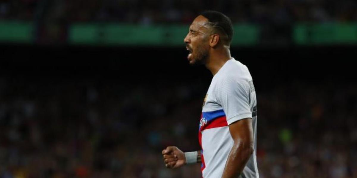 El último servicio de dos goleadores: Aubameyang y Memphis