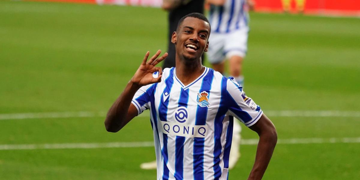 La devoción de Isak por un compañero de la Real: No perdía un balón