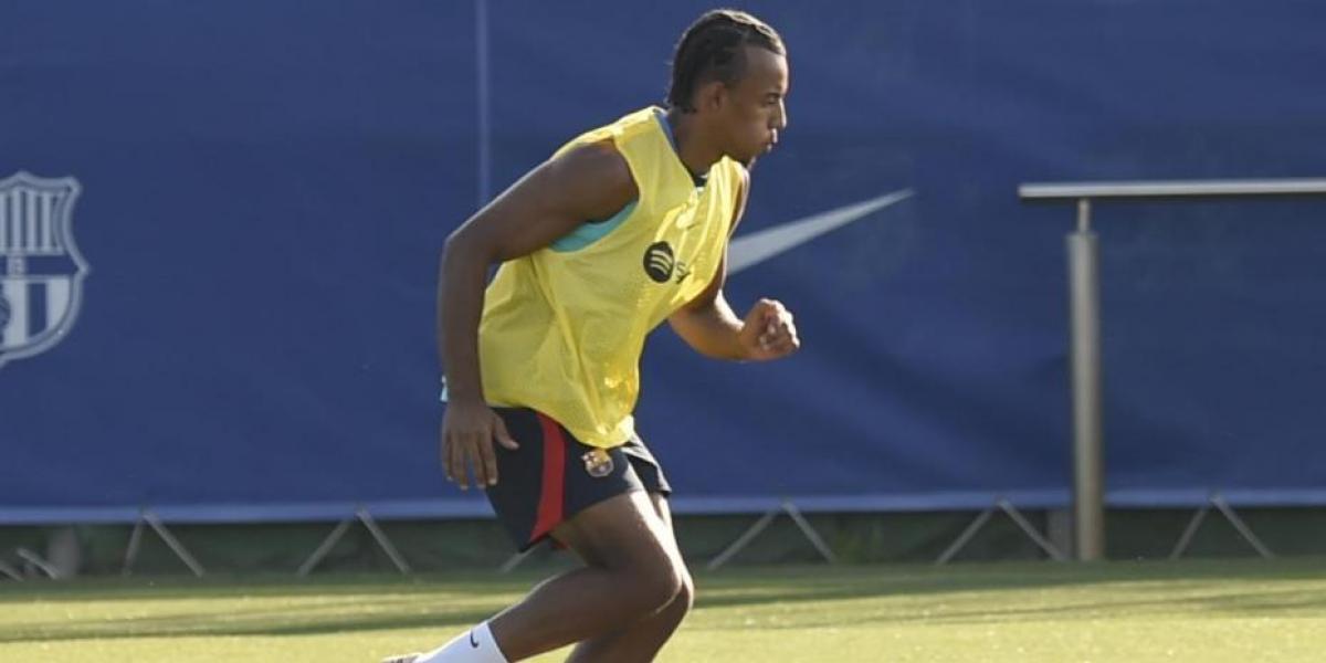 Koundé, gran novedad de la lista del Barça y Pablo Torre, fuera