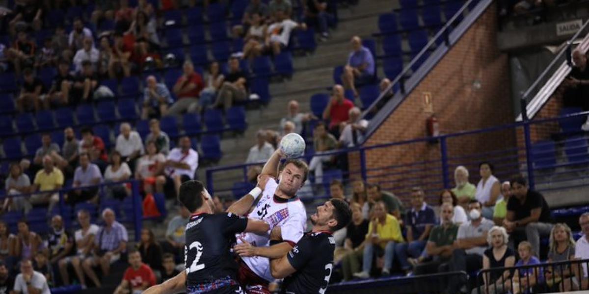 27-31: El Sinfín se lleva la victoria ante un desconocido Logroño