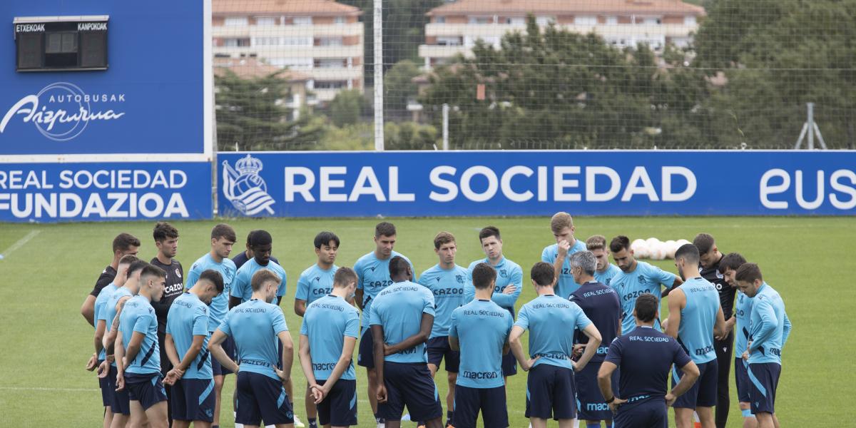 Barrenetxea se cae de la lista de la Real