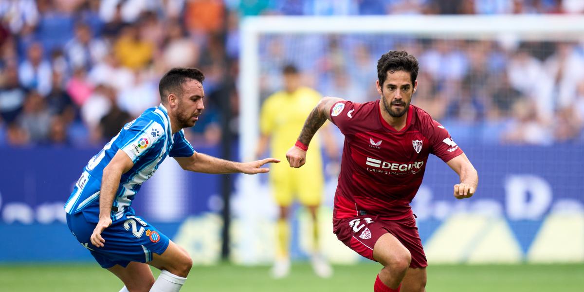 Isco y Acuña, con secuelas del partido de Cornellà