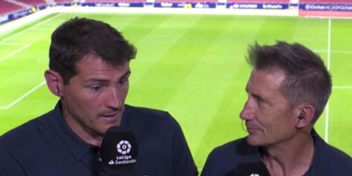 El cómico error de Carlos Martínez en pleno directo con Casillas: Lo mejor del partido