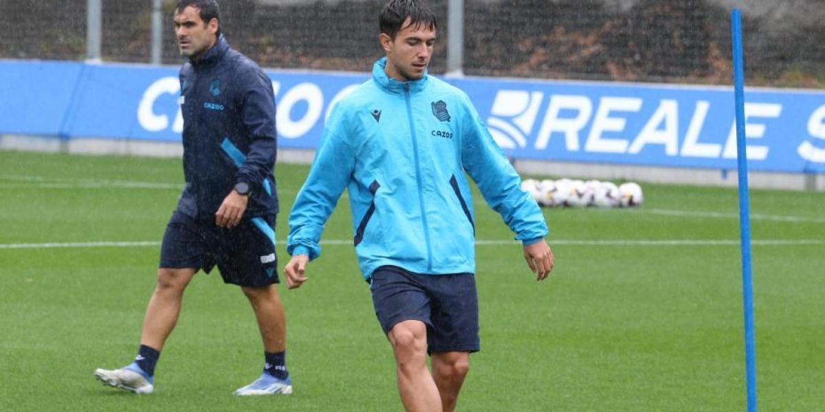 Xavi pide al Barça que acelere por Zubimendi