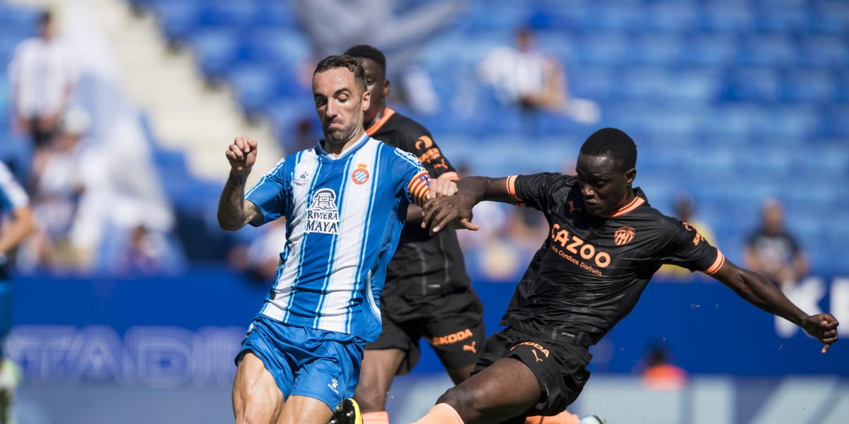 Un error de Álvaro evita el triunfo del Espanyol ante el Valencia