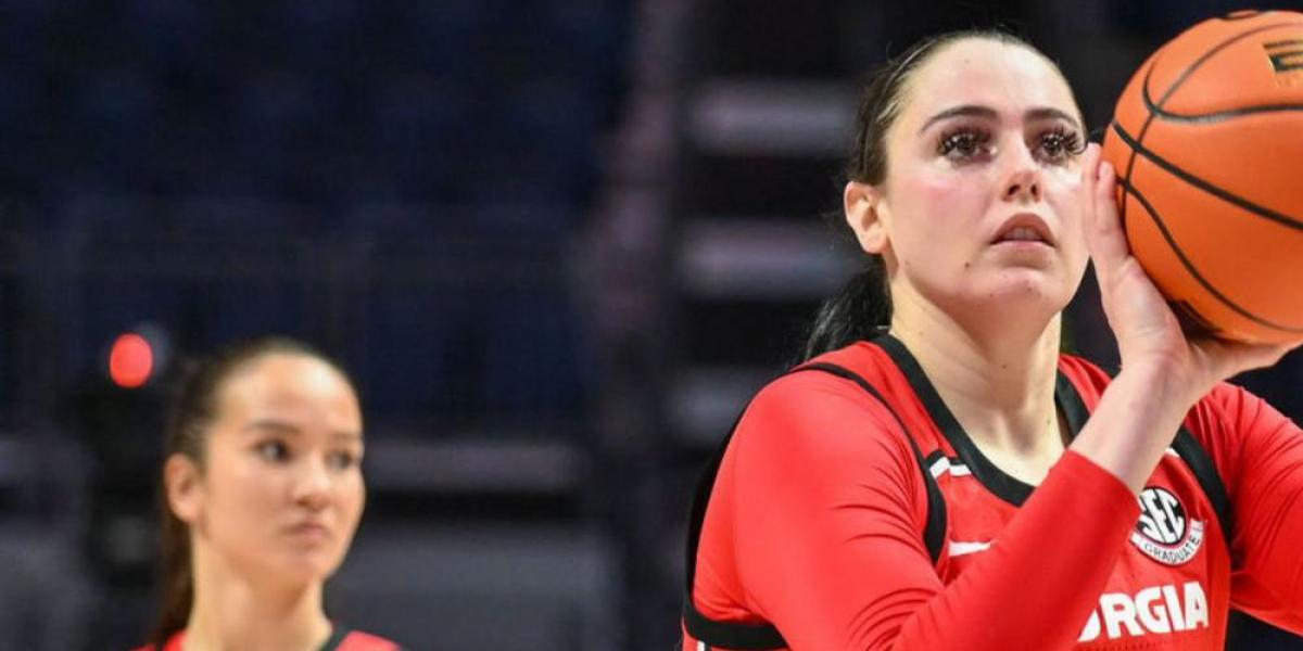 La recién fichada Jenna Staiti abandona el Casademont Zaragoza