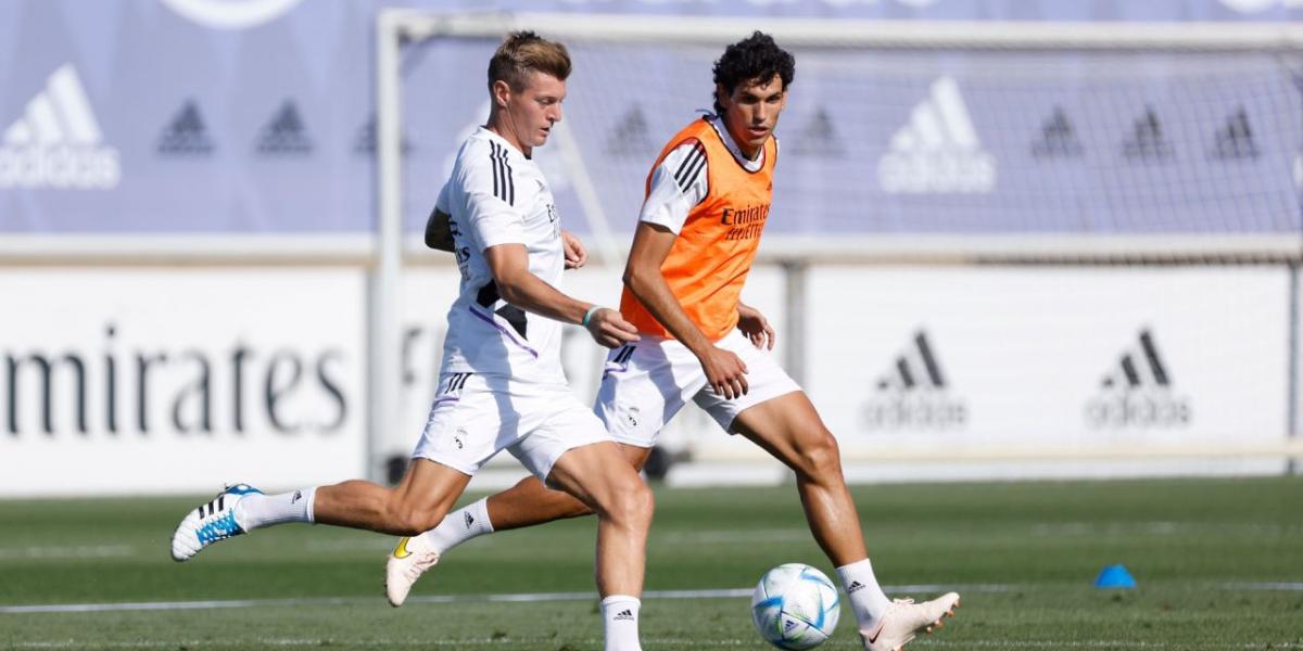 Kroos regresa al grupo en un día de test físicos