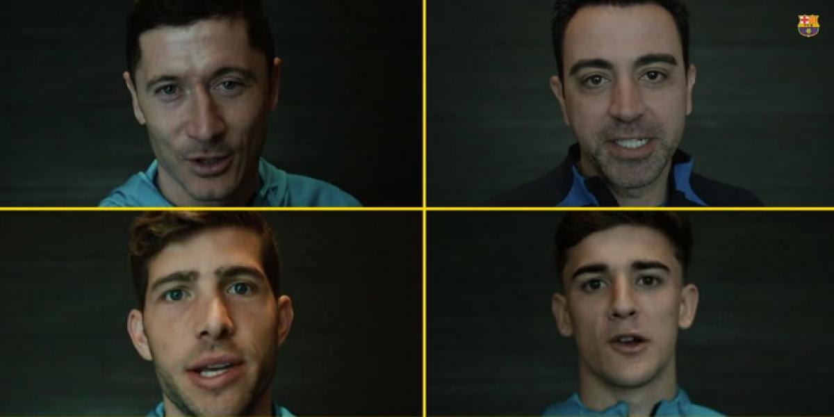 El homenaje de la plantilla del Barça a Sergio Busquets por sus 700 partidos