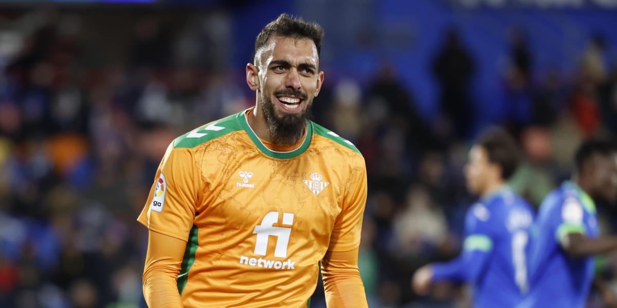 Borja Iglesias: Teníamos ganas de ganar fuera de casa