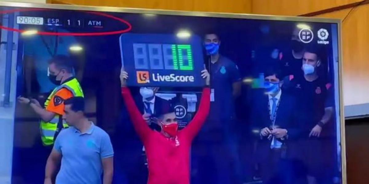 Gianni Infantino: Hay una aplicación inconsistente en el tiempo adicional. Hemos de seguir el ejemplo del Mundial de Qatar