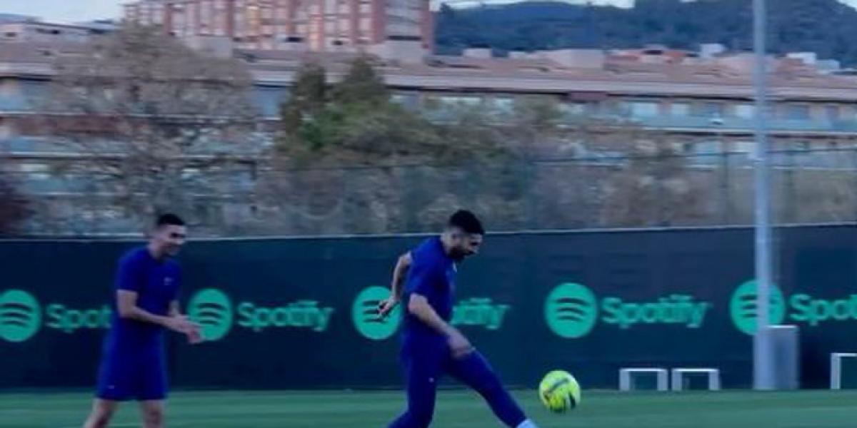 ¡Qué calidad! El complicado toque técnico de Jordi Alba con el balón