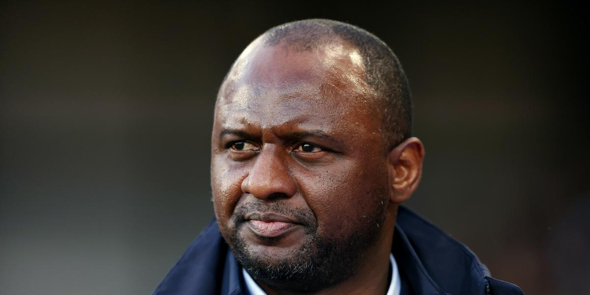 Patrick Vieira vuelve a los banquillos
