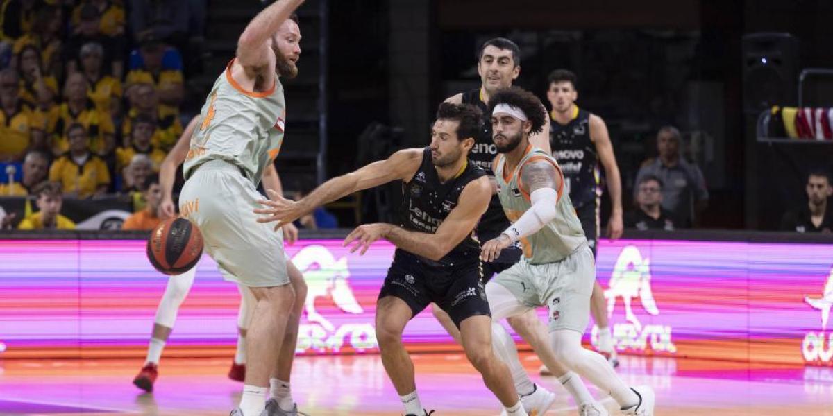 El Lenovo abre la puerta del liderato a Barça o Madrid