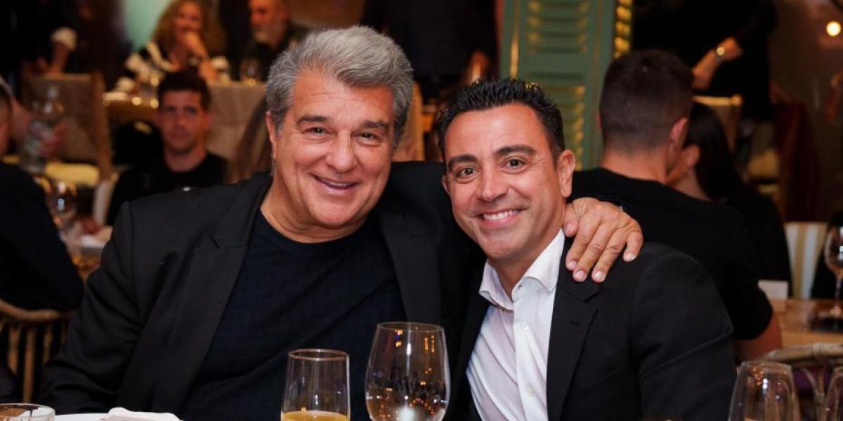 Cena por LaLiga con Laporta, Xavi y toda la plantilla