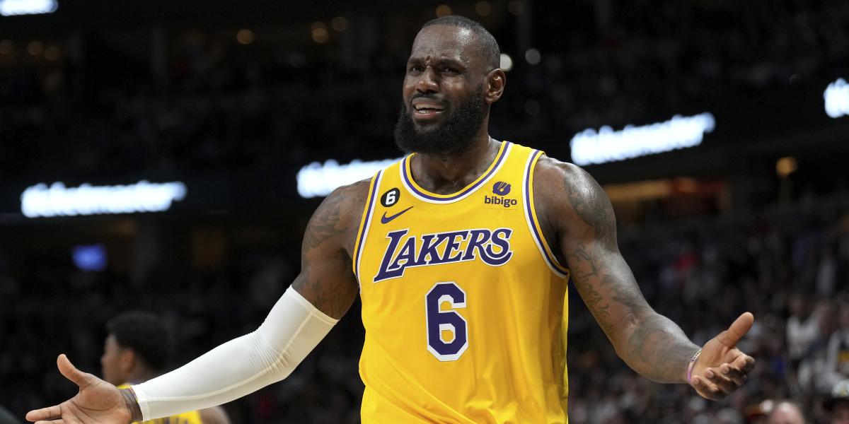 Todo apunta a que LeBron James seguirá con los Lakers