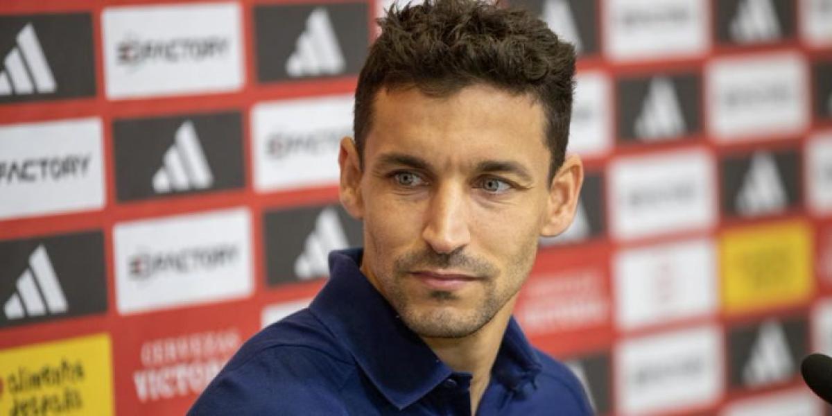 Jesús Navas defiende a De la Fuente: Aporta energía, trabajo y unidad