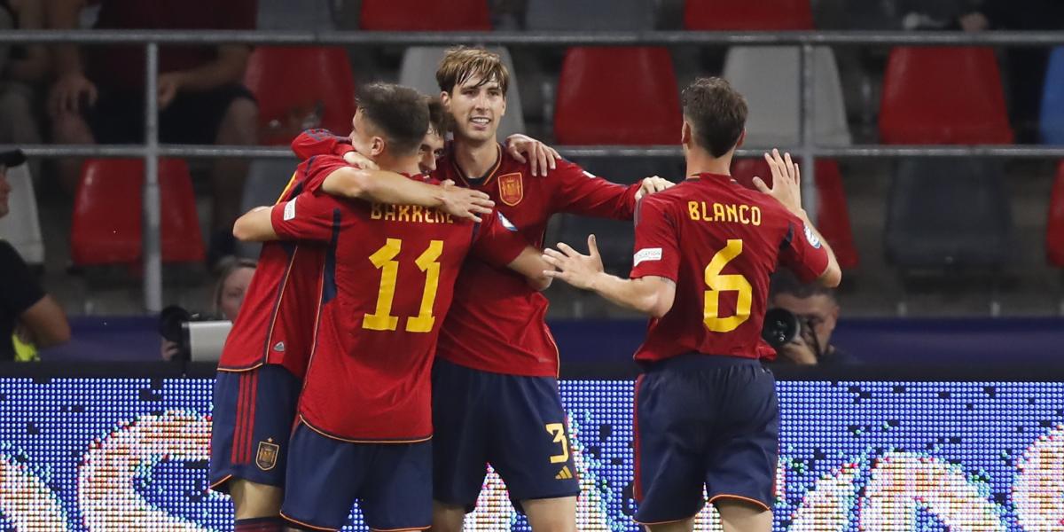 La generación del 2000, a un paso de una triple corona histórica