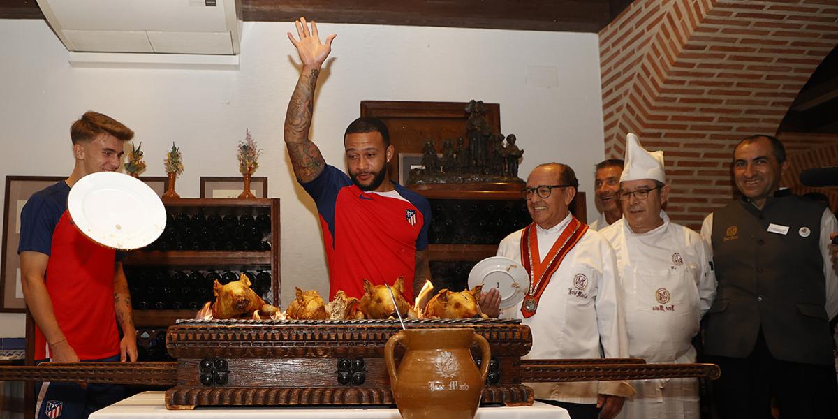 Las imágenes de la tradicional cena del Atlético en Segovia