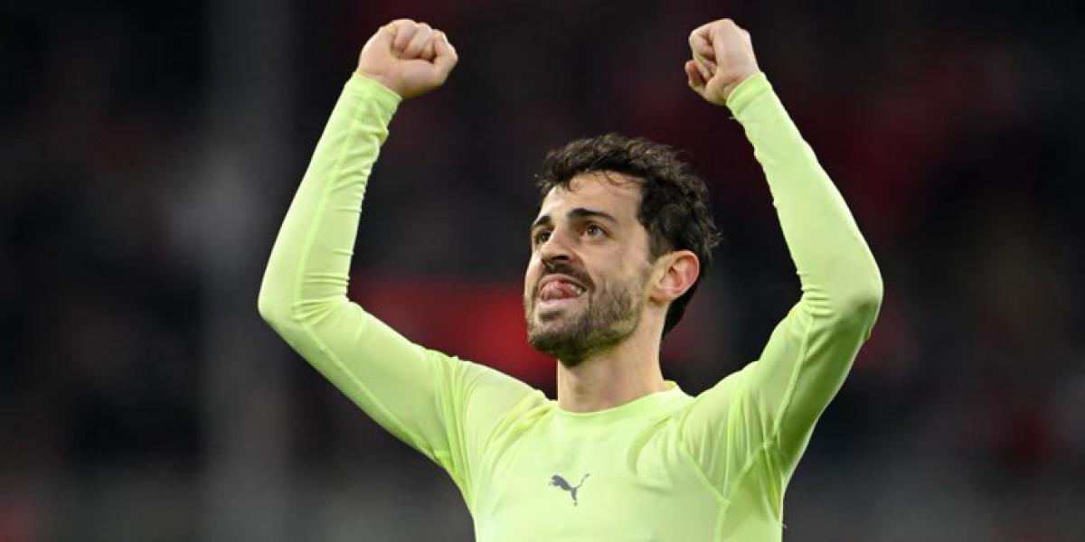 Bernardo Silva espera al Barça