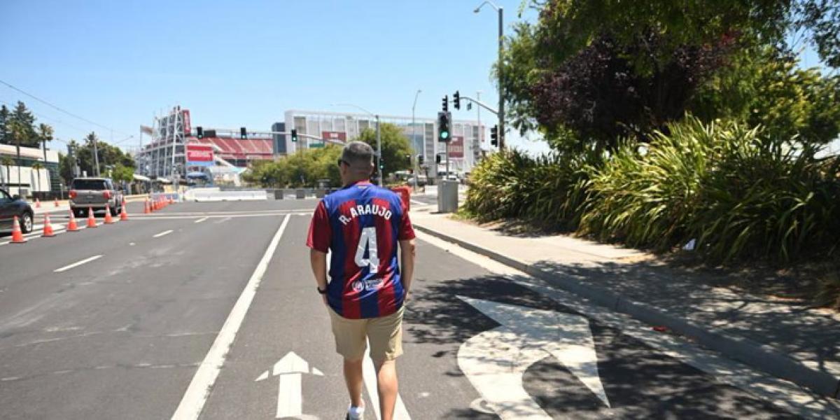 El Barcelona asegura que no se suspenderá el amistoso ante el Arsenal