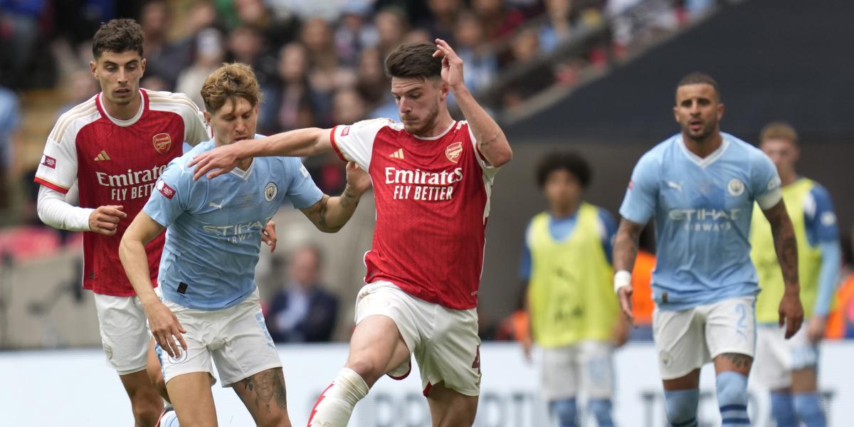 Eres un ser humano comprado por millones de libras, no es algo normal