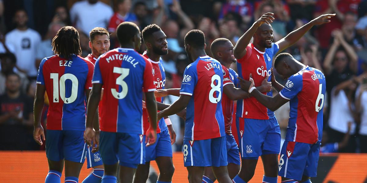 ¡Show Mateta! Se viste de Ronaldinho y firma dos de las asistencias del año