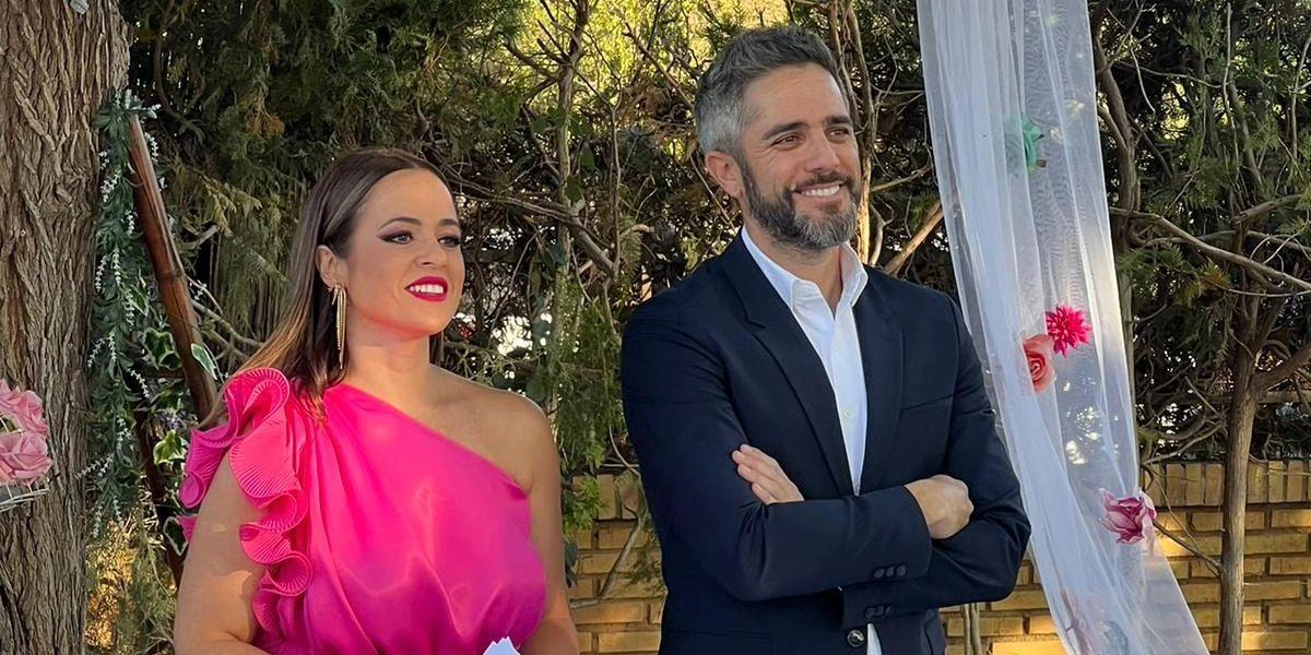 Ella es Mercedes Leal, la desconocida hermana pequeña de Roberto Leal