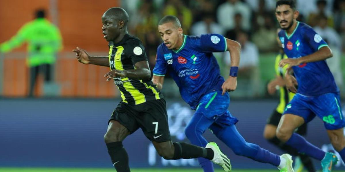 Descomunal gol de Kanté con el Al-Ittihad