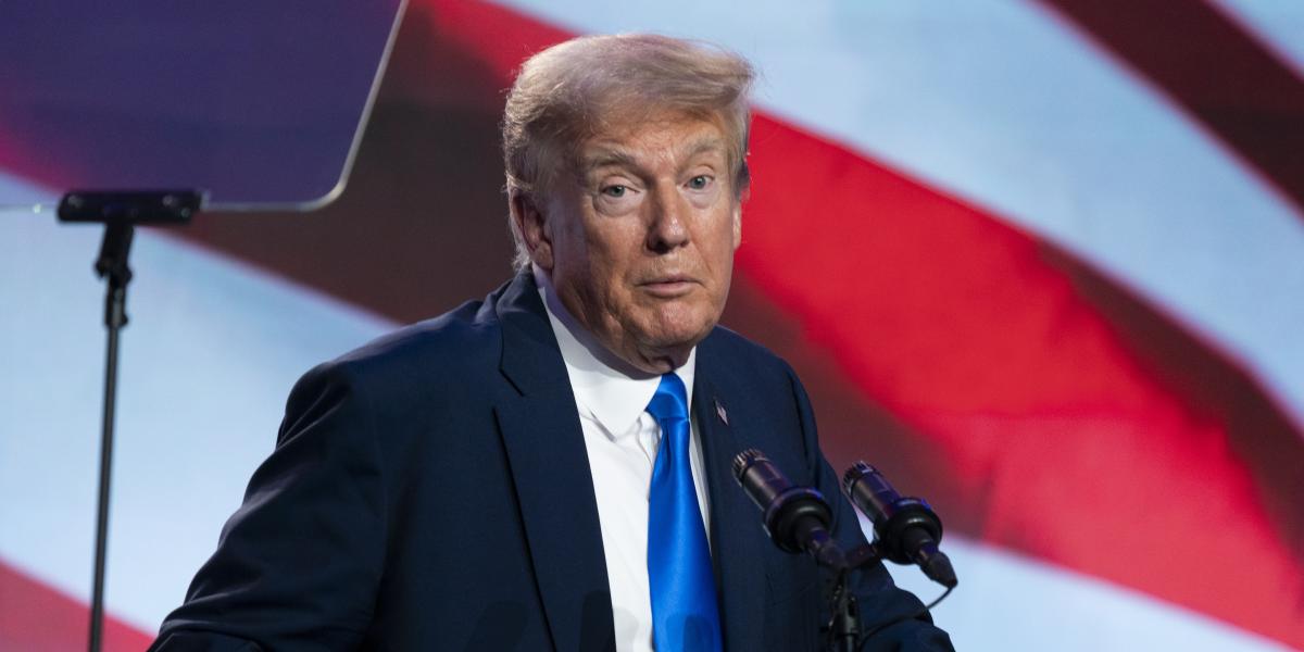 El discurso tránsfobo de Trump que hace arder las redes: Me voy a reunir con LeBron James y...