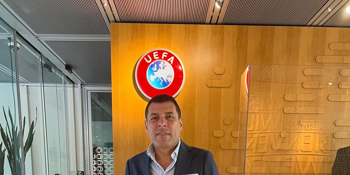 El PSOE de Canarias insta a la salida de Mansito de la Federación Tinerfeña de Fútbol