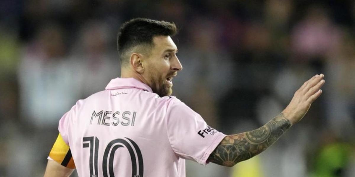 Tata Martino respondió con ironía a los rumores de una hipotética cesión de Messi al Barça