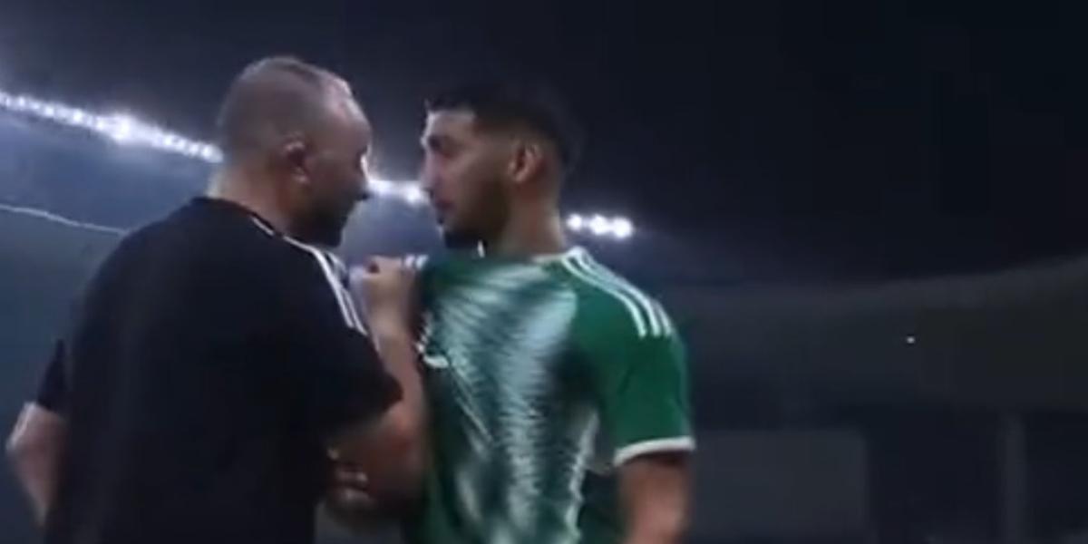 Así pierde los nervios un seleccionador con uno de sus jugadores