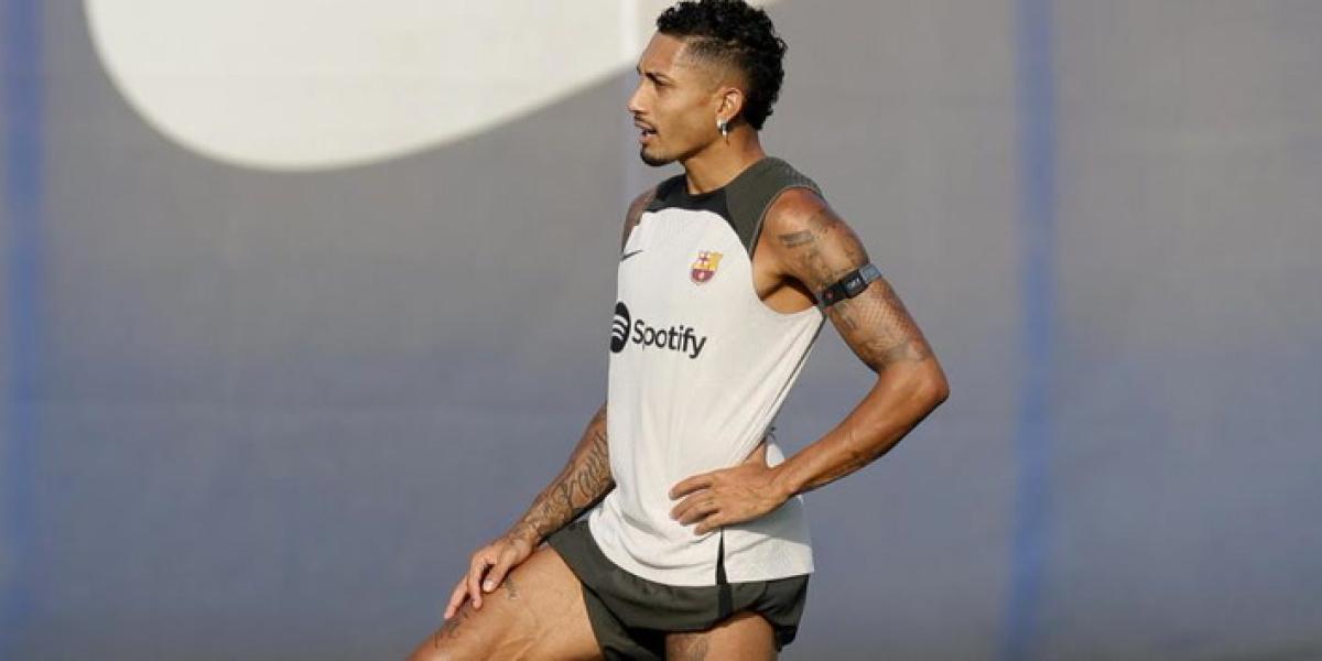 Raphinha ya entrena con el grupo