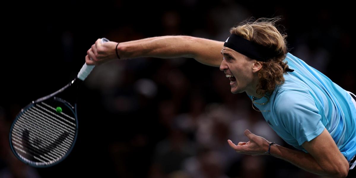 Zverev evita la tragedia ante Humbert y un público de París hostil