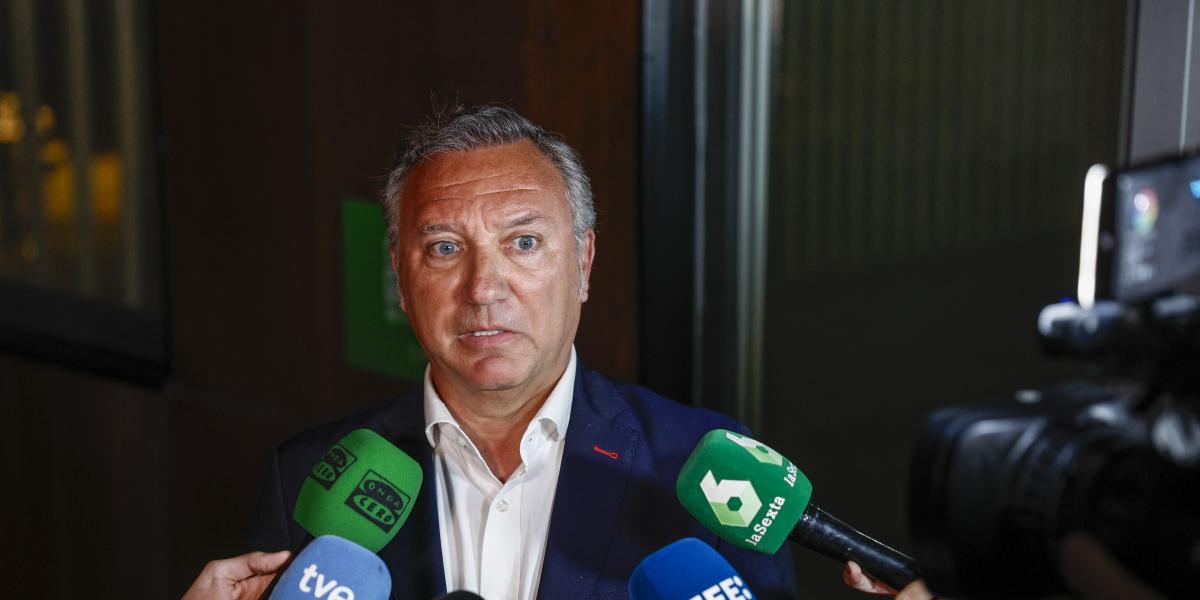 Árbitros y entrenadores apuestan por una mayor comunicación