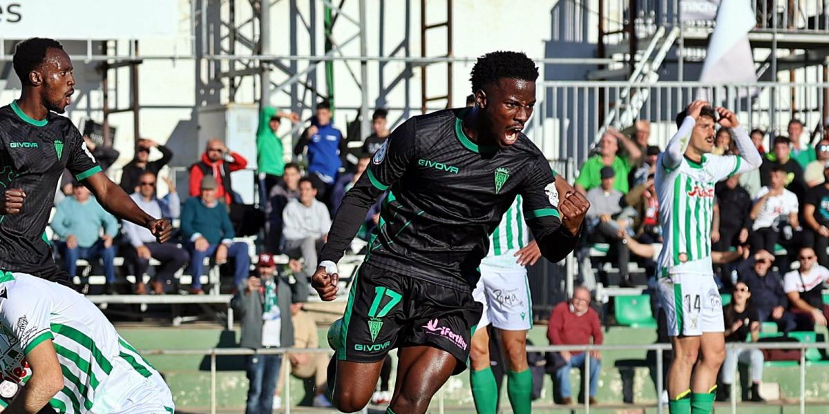 El Córdoba remonta al At. Sanluqueño y se mete en playoff