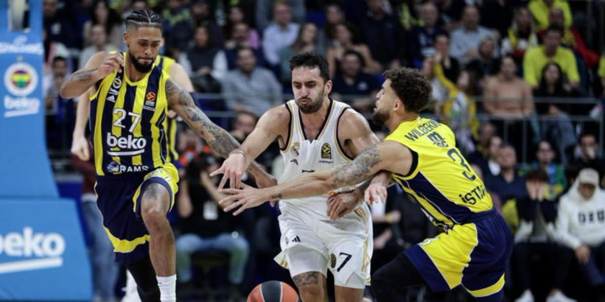 100-99: El Real Madrid regala su imbatibilidad en Estambul
