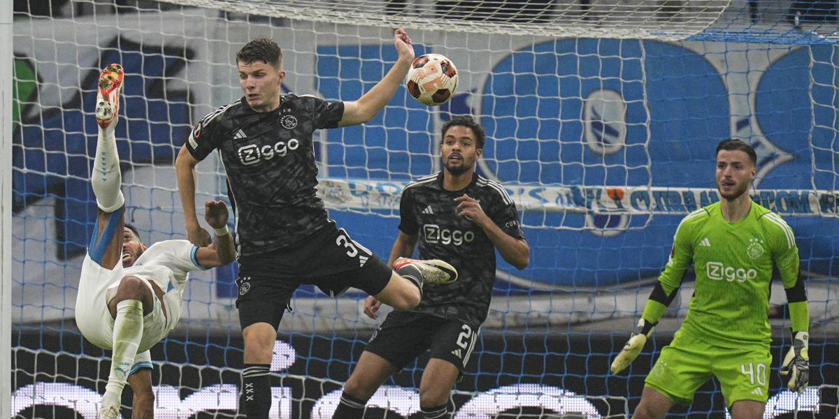 No busquen más: ¡Aubameyang marca el gol de la Europa League de chilena!