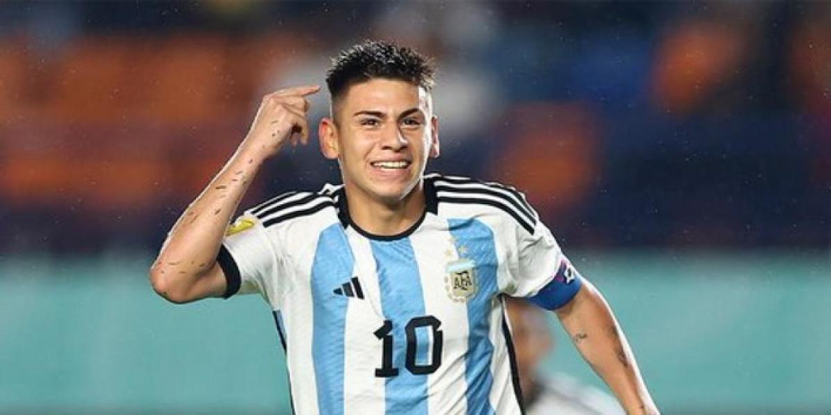 Así juega Claudio Echeverri