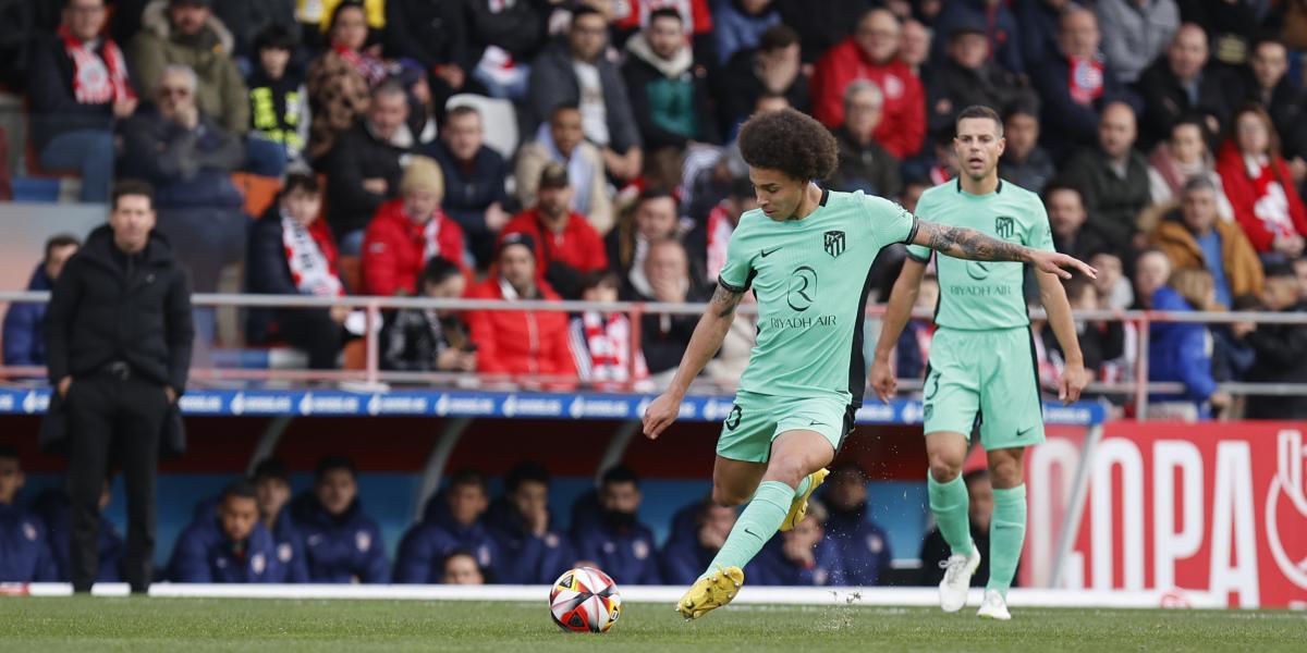 Alarma Azpilicueta, se fue tocado minutos antes de acabar el partido