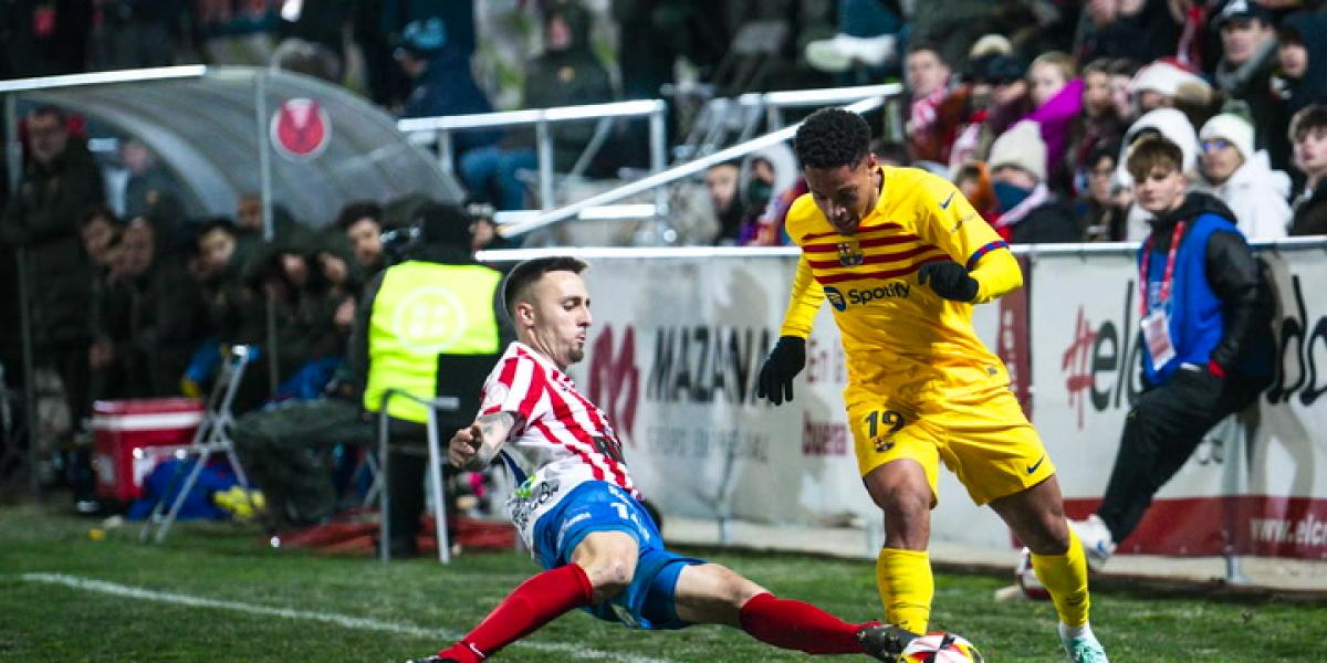 La adaptación de Vitor Roque, a fuego lento