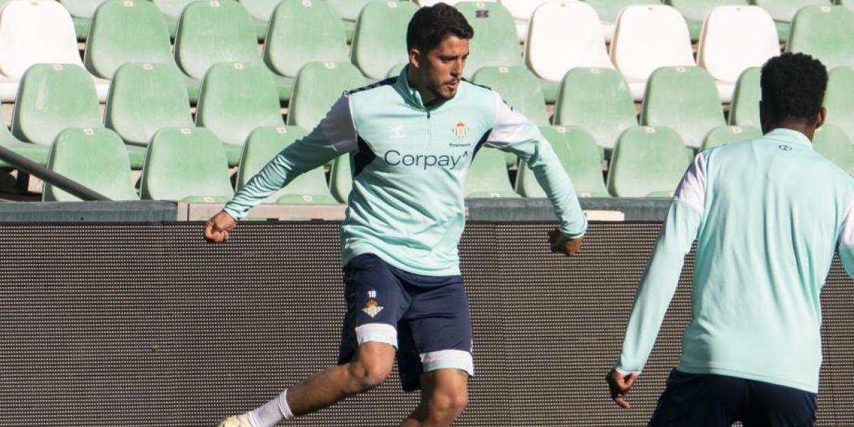 Fornals, Chadi, Abde, Ruibal y Carvalho, novedades en el Betis