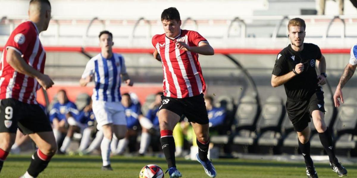 Peio Canales muestra su clase con España sub’19