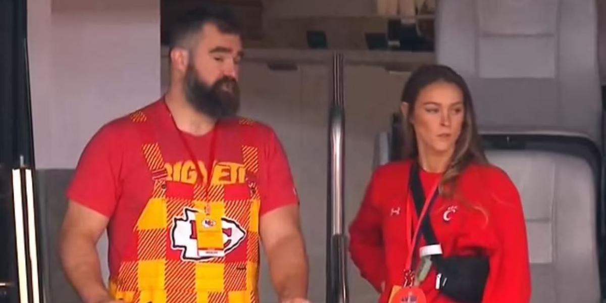 La cuñada de Travis Kelce rechazó ponerse la camiseta de los Chiefs... por los Eagles