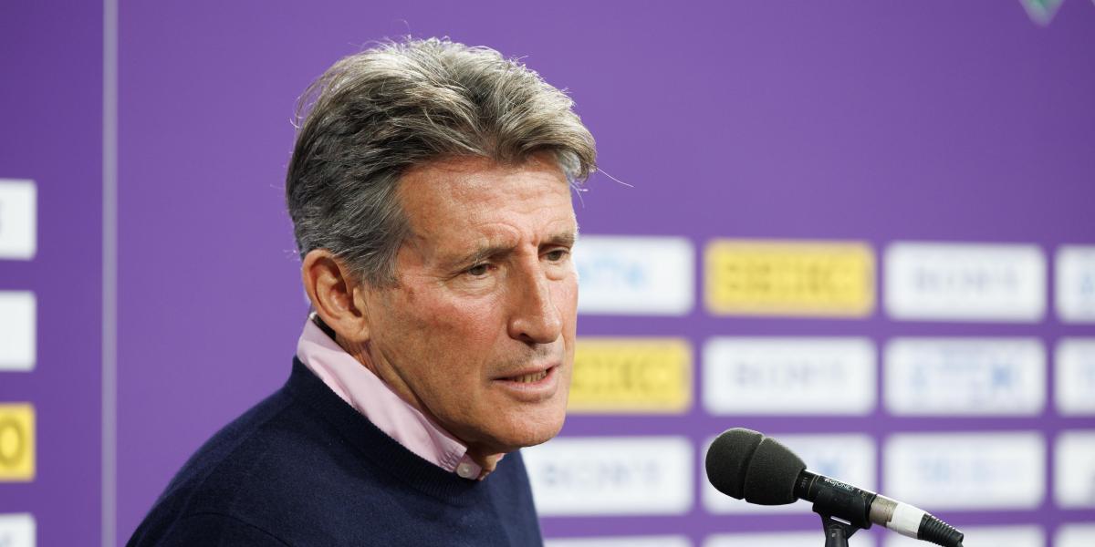 Sebastian Coe le pide ayuda a Musk y Zuckerberg para terminar con el ciberacoso