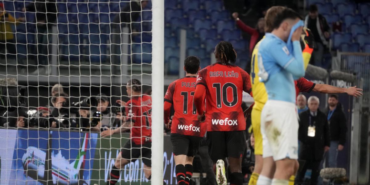 El Milan derrota a un Lazio que acaba con ocho sobre el campo
